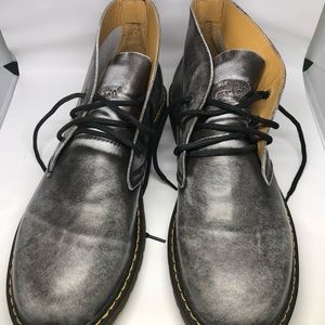 Doc Martens men’s low top boots!